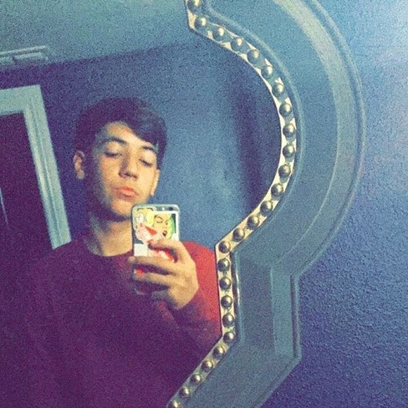 Meet your Posher, Robert - Picture 1 of 1